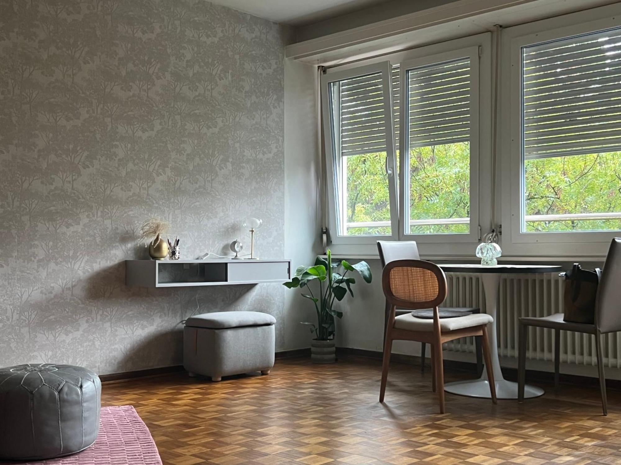 With A View - Champel Hostel Geneva